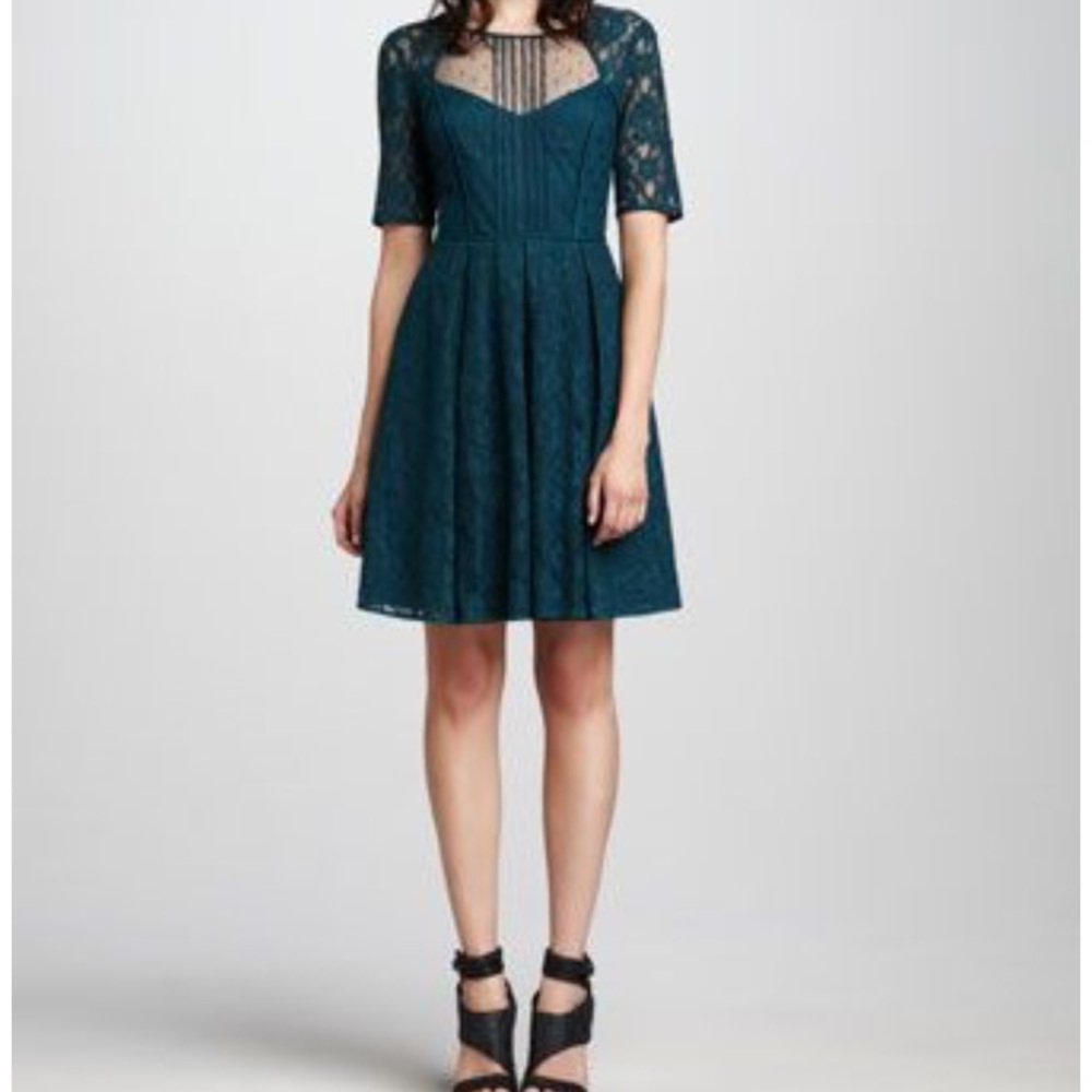 Julya Lace Dress BCBGMAXAZRIA